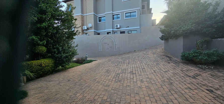 4 Bedroom Property for Sale in Ifafi North West